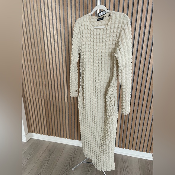 Pretty Little Thing Maternity Long Dress - Picture 1 of 6